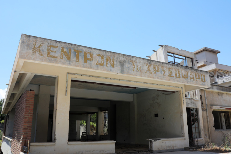 Κύπρος: Οι Τούρκοι ανοίγουν την Αμμόχωστο παρά τις αντιδράσεις - Στήνουν οργανωμένες πλαζ με φοίνικες 