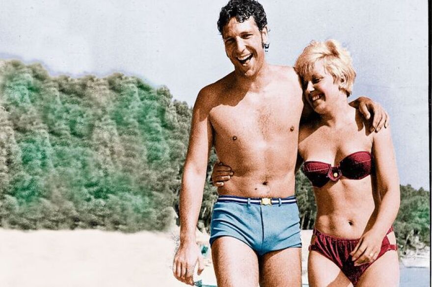 Τομ Τζόουνς για την σύζυγό που έχασε: «Δεν πρόκειται να αγαπήσω άλλη γυναίκα»