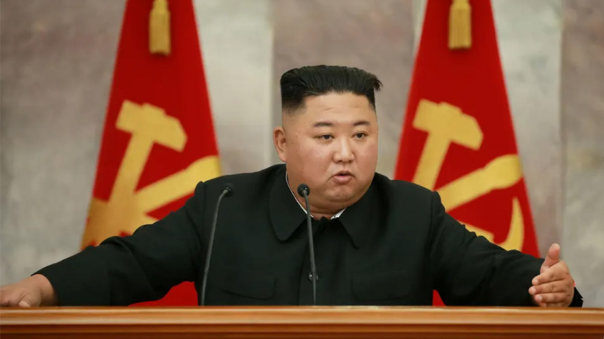 Γιατί έχασε κιλά ο Κιμ Γιονγκ Ουν; Πάσχει από κάποια ασθένεια ή έκανε δίαιτα;