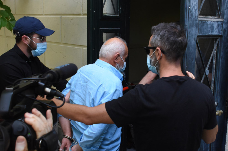 Ζάκυνθος: Μετά τον εισαγγελέα, στον ανακριτή οι συλληφθέντες για τη δολοφονία της συζύγου του Ντίμη Κορφιάτη - «Δεν έχουμε κάνει τίποτα» δηλώνει ένας εξ αυτών