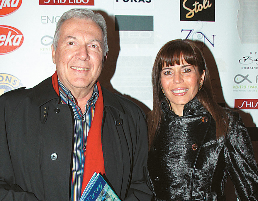 Η κατάρρευση των κορυφαίων της μόδας: Μiss Raxevsky - Kathy Heyndels στην πασαρέλα της χρεοκοπίας