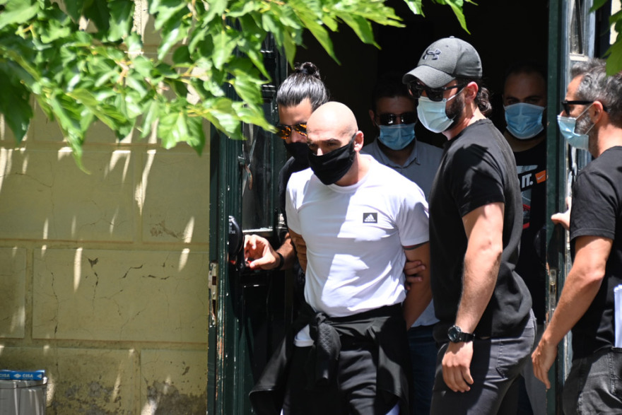 Ζάκυνθος: Μετά τον εισαγγελέα, στον ανακριτή οι συλληφθέντες για τη δολοφονία της συζύγου του Ντίμη Κορφιάτη - «Δεν έχουμε κάνει τίποτα» δηλώνει ένας εξ αυτών