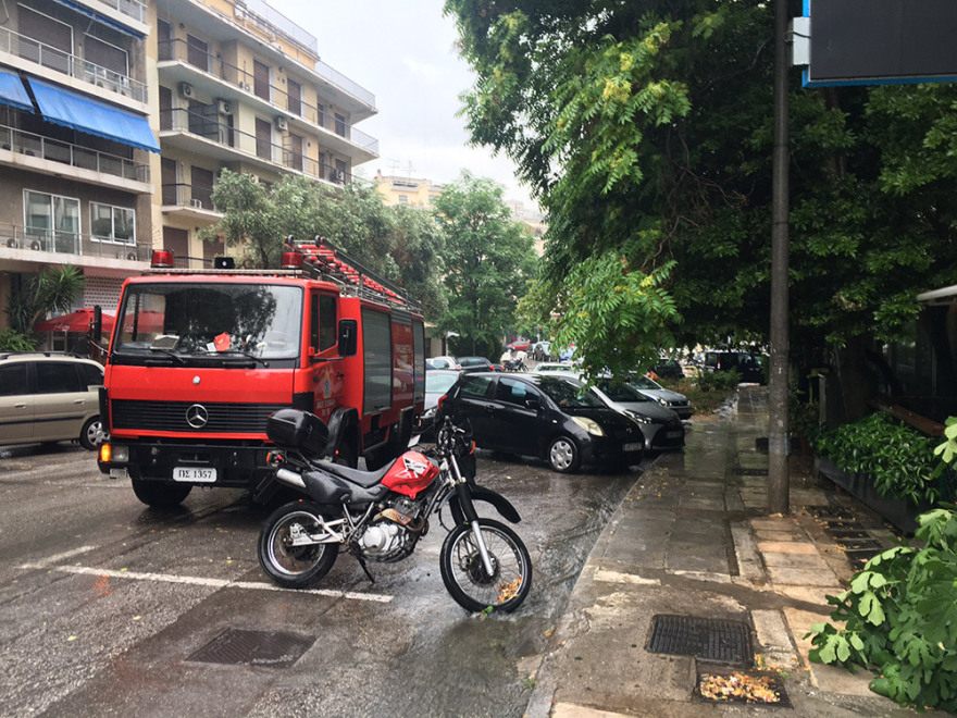 Άστατος καιρός: Βροχές και καταιγίδες στα ηπειρωτικά - Δείτε πού θα είναι ισχυρά τα φαινόμενα 