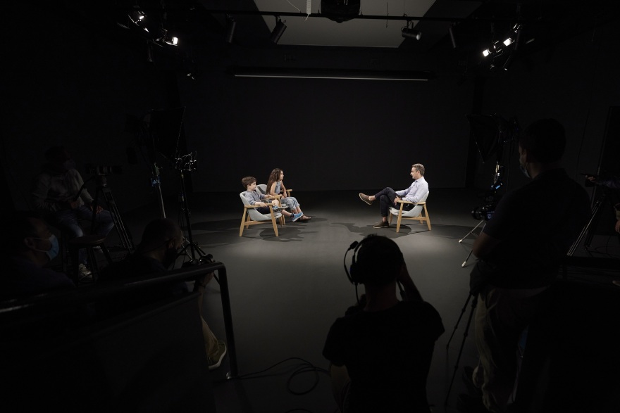 Συνέντευξη Μητσοτάκη στα παιδιά της «Ατράκτου»: «Αυτή ήταν η πιο δύσκολη απόφαση που πήρα»