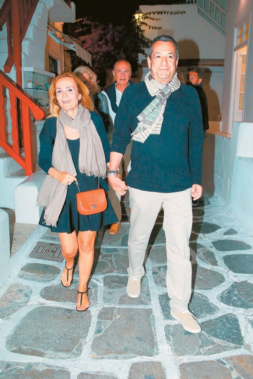 Αυτός είναι ο βαθύπλουτος Αιγύπτιος που αγόρασε τη βίλα του Λάκη Γαβαλά