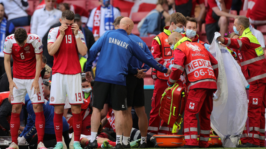Η μέρα που συγκλόνισε το Euro: Η κατάρρευση του Έρικσεν - Η δραματική διάσωση και το «Είμαι καλά» από το νοσοκομείο