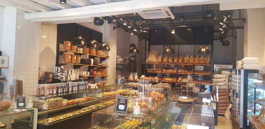 Ο παραδοσιακός φούρνος, που μετατρέπεται σε Open Kitchen στην Ύδρα