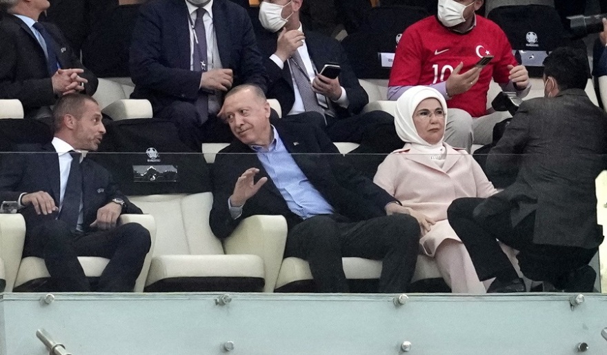 Μπακού: Ο Ερντογάν πήγε στο γήπεδο και η εθνική Τουρκίας έχασε 2-0 από την Ουαλία
