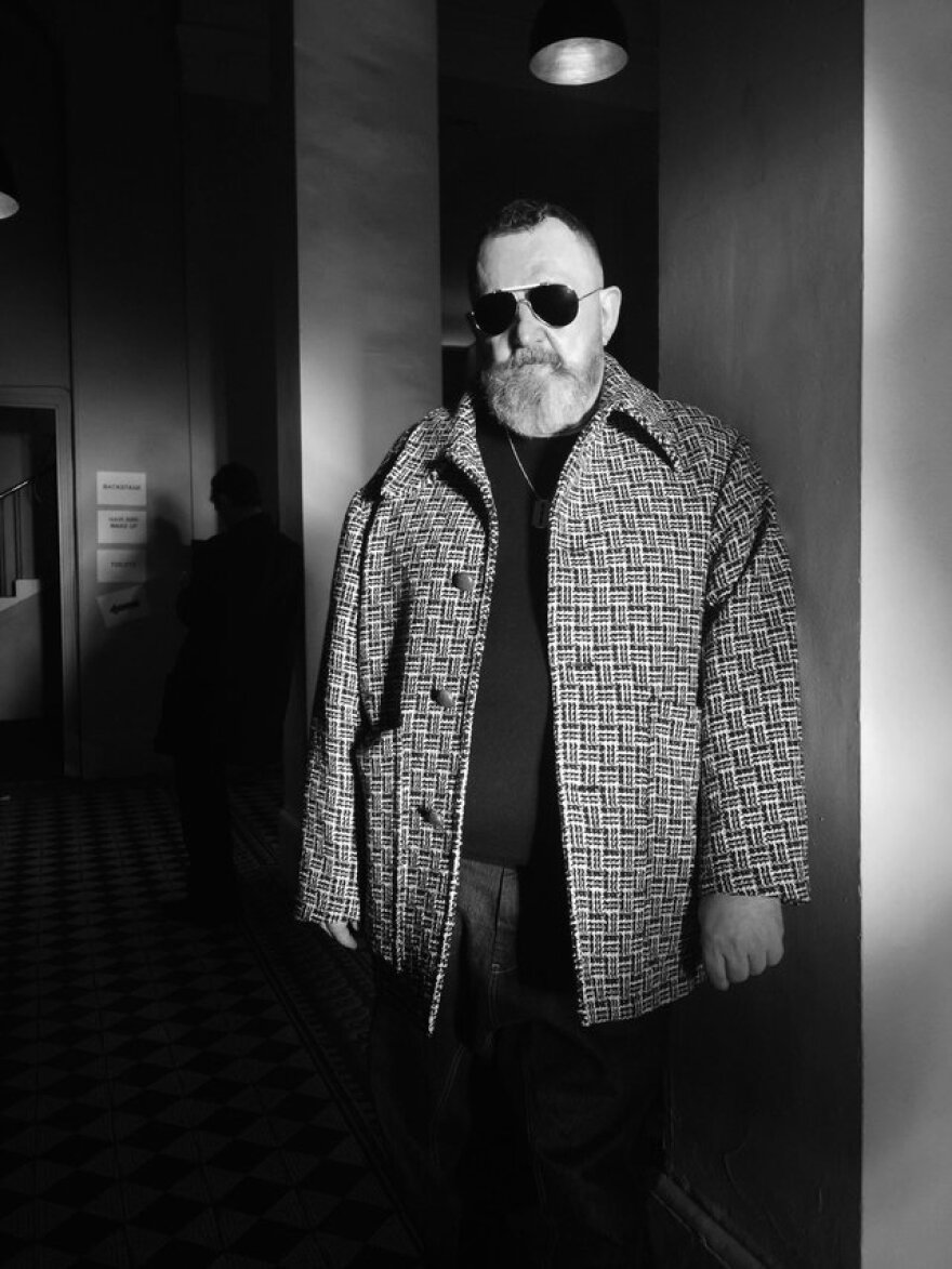 Dior: Οι επισκέψεις σε Κνωσό, Σαντορίνη, Δελφούς και η παγκόσμια αντίστροφη μέτρηση για το ντεφιλέ της Αθήνας - Βίντεο