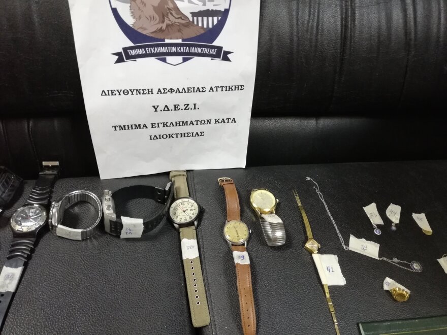 Αυτά είναι τα πέντε μέλη σπείρας που έκλεβαν αυτοκίνητα και καταστήματα στην Αττική