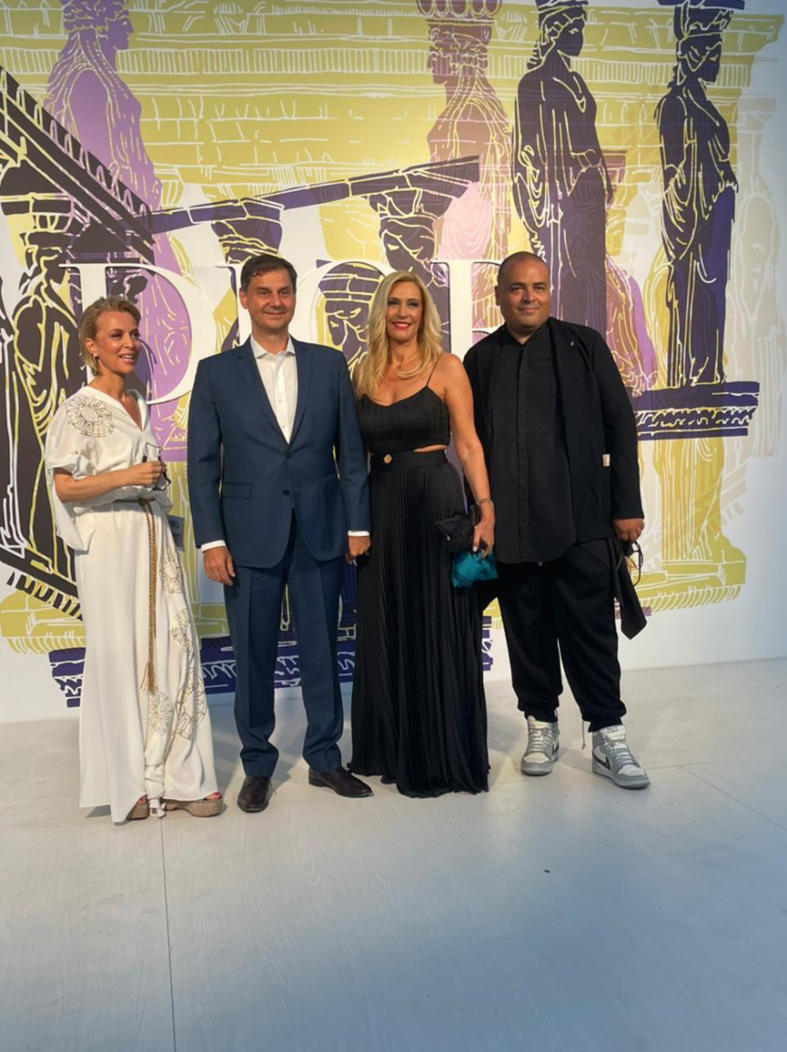 Dior στο Καλλιμάρμαρο: Με «άρωμα» Ελλάδας η επίδειξη - Δείτε φωτογραφίες από τη φαντασμαγορική βραδιά 