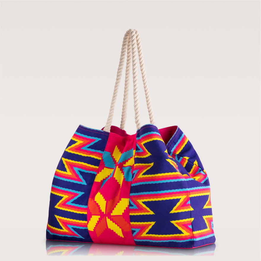 Summer Collection: Η Carpisa απογειώνει τη διάθεσή μας, με τσάντες κι αξεσουάρ από ανακυκλωμένα υλικά!