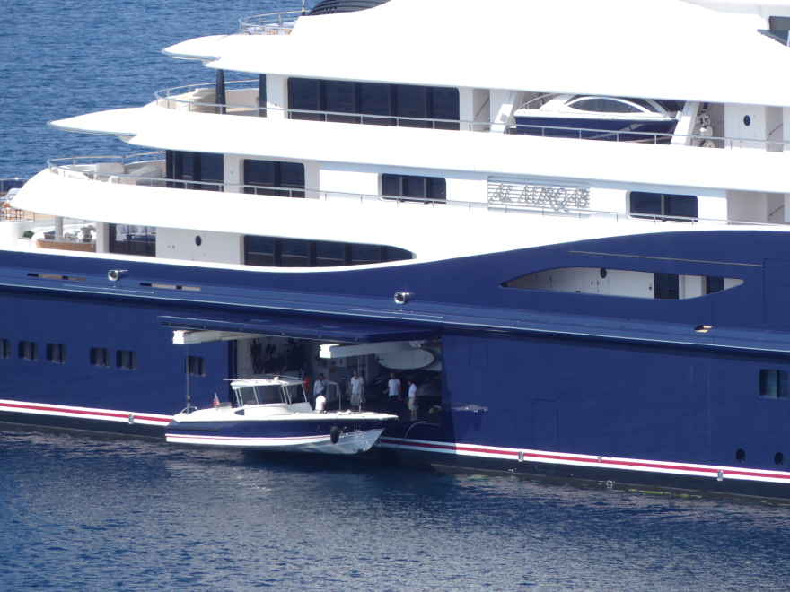 Στη Σκιάθο με τη θαλαμηγό των 300 εκατ. ο σεΐχης του Κατάρ Τζαμπέρ αλ Θάνι - Δείτε βίντεο και φωτογραφίες