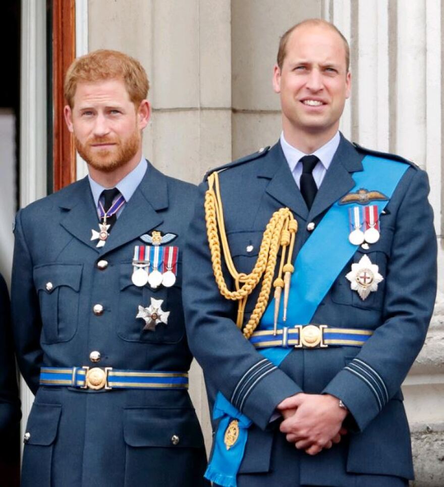 Μπάκιγχαμ - Ανένδοτος ο Κάρολος: Φεύγει για τη Σκωτία, δεν θέλει να δει τον Χάρι στο Λονδίνο