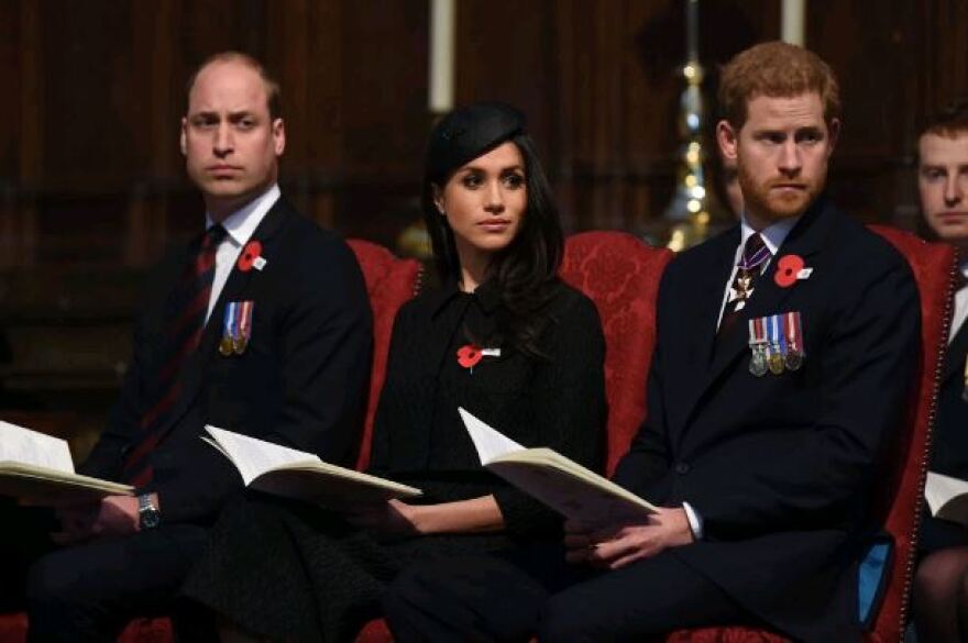 Μπάκιγχαμ - Ανένδοτος ο Κάρολος: Φεύγει για τη Σκωτία, δεν θέλει να δει τον Χάρι στο Λονδίνο