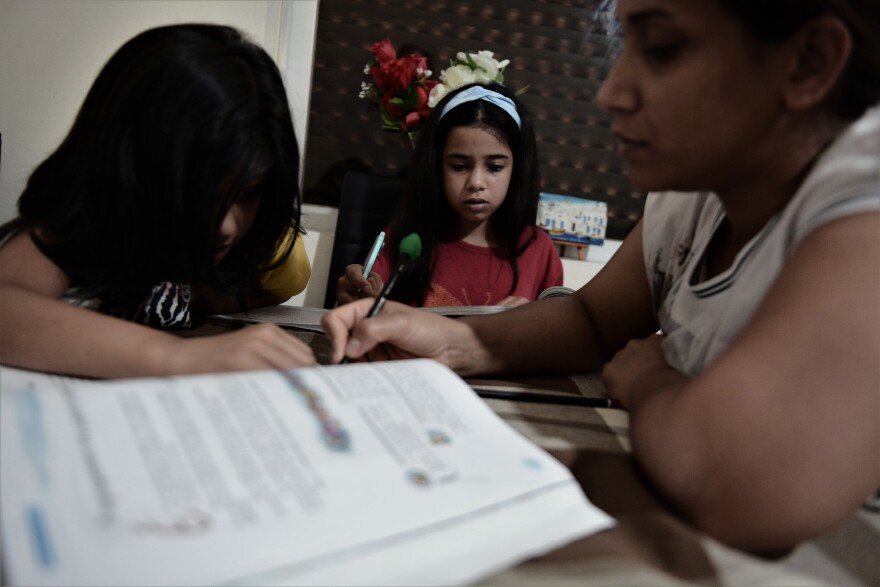 Γυναίκες πρόσφυγες μιλούν στο protothema.gr με αφορμή τη Διεθνή Ημέρα Προσφύγων