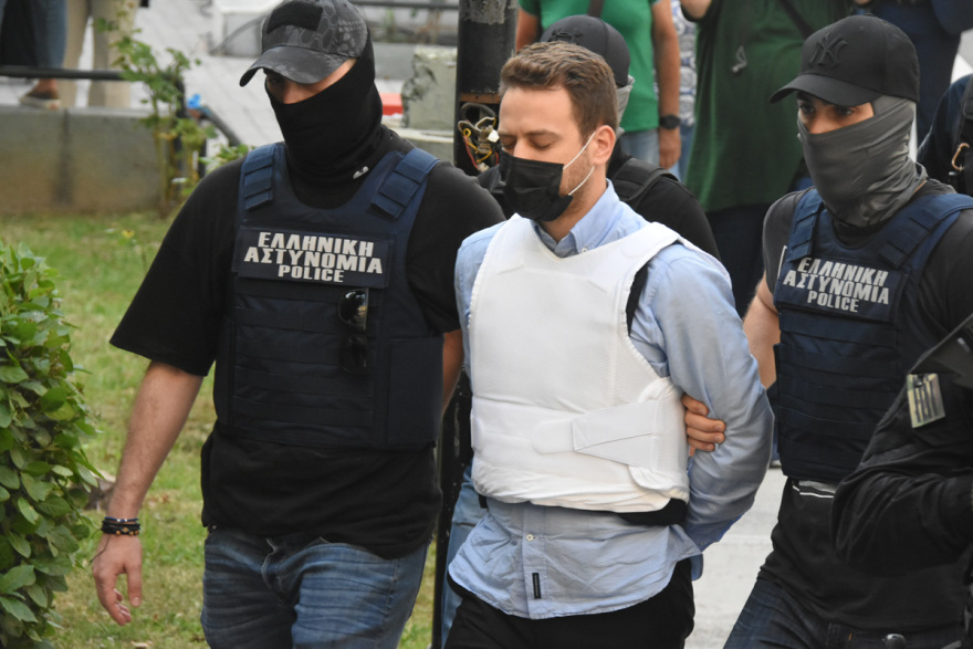 Γλυκά Νερά: Προφυλακιστέος ο Μπάμπης - Γιατί οδηγήθηκε σε ειδική πτέρυγα στις φυλακές του Κορυδαλλού