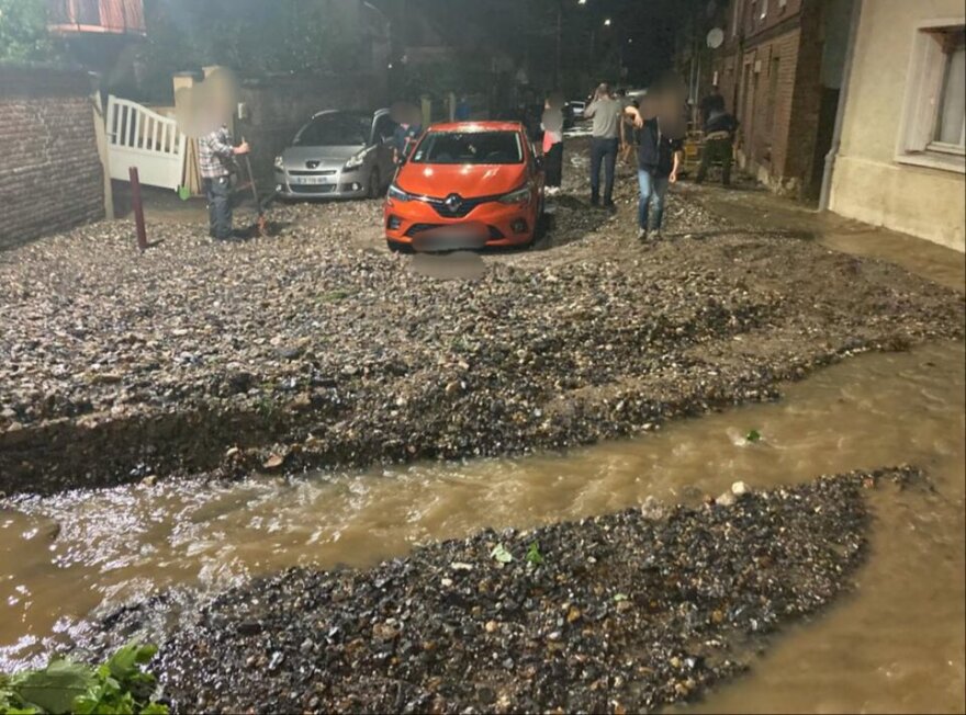 «Κατακλυσμός» στο Μποβέ της βόρειας Γαλλίας - Αγνοείται ένας 17χρονος