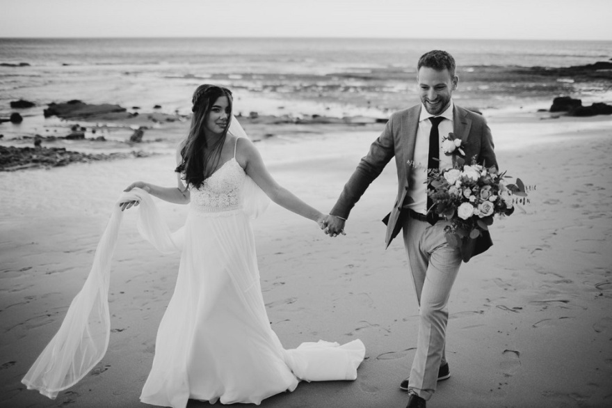 Έγκλημα στα Γλυκά Νερά: Σκηνές από έναν γάμο - Οι ευτυχισμένες ημέρες της Καρολάιν στο Αλγκάρβε