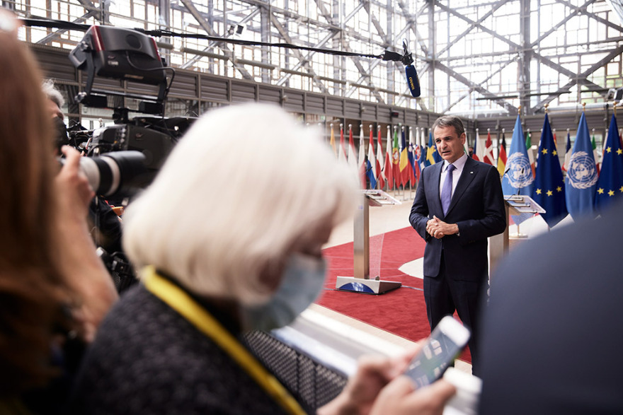 Μητσοτάκης: Είστε εμβολιασμένοι, είστε ασφαλείς - Είστε ανεμβολίαστοι, κινδυνεύετε