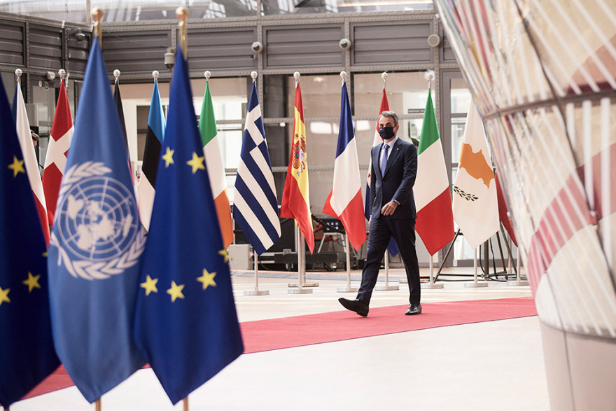 Μητσοτάκης: Είστε εμβολιασμένοι, είστε ασφαλείς - Είστε ανεμβολίαστοι, κινδυνεύετε