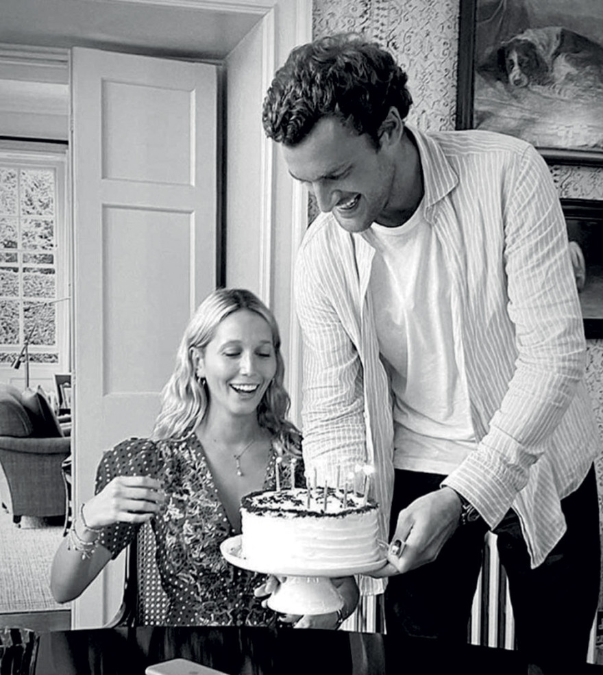 Εγγονή Κωνσταντίνου: Μία γαλαζοαίματη μοντέρνα σταχτοπούτα στην καμπάνια της Louis Vuitton