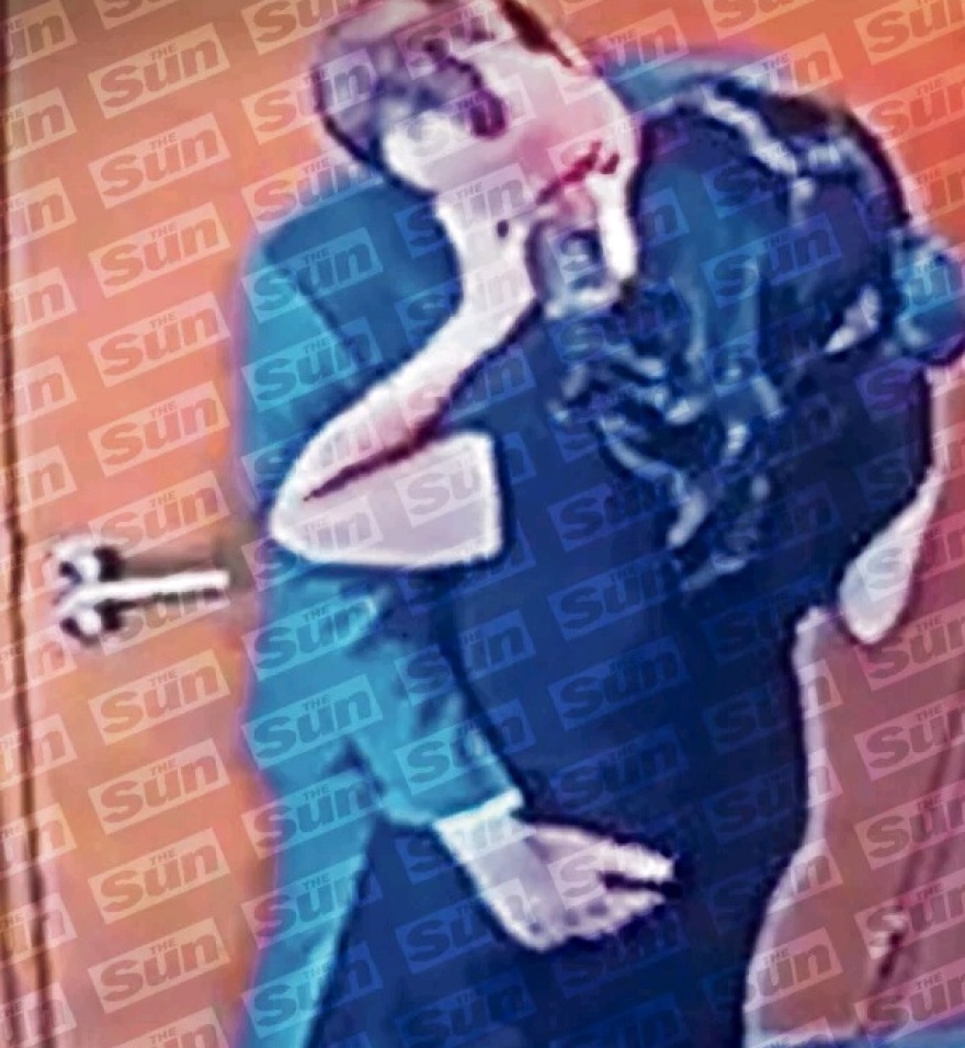 Βρετανία: Σάλος με το ροζ σκάνδαλο Χάνκοκ - Η απιστία με τη  φίλη της συζύγου του και η «λάθος» συγγνώμη!