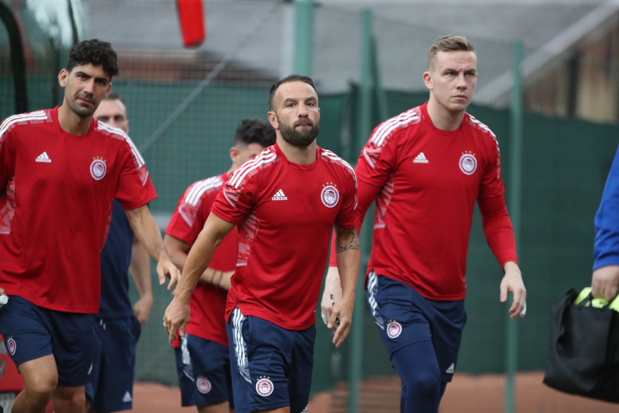 Ολυμπιακός: Η πρώτη προπόνηση στο Στανς - Δείτε φωτογραφίες