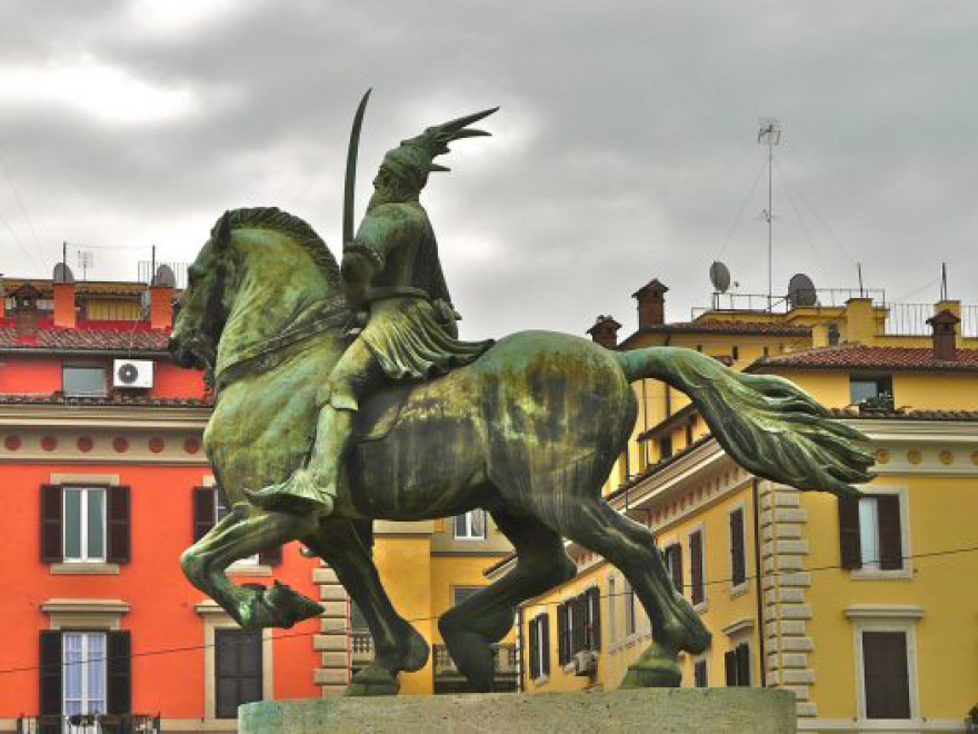 Αλβανός πανεπιστημιακός: «Ο δικέφαλος αετός στη σημαία μας είναι βυζαντινός, δεν μας εκφράζει»