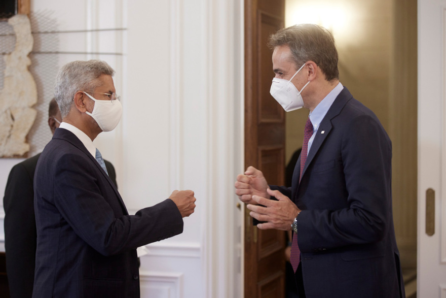 Συνάντηση Μητσοτάκη με τον Ινδό ΥΠΕΞ: Επί τάπητος η οικονομική συνεργασία