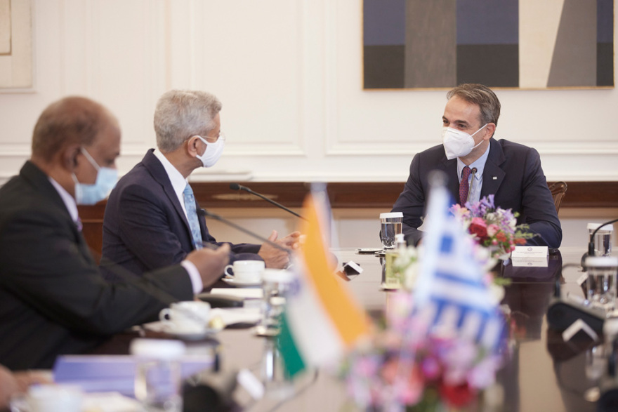 Συνάντηση Μητσοτάκη με τον Ινδό ΥΠΕΞ: Επί τάπητος η οικονομική συνεργασία