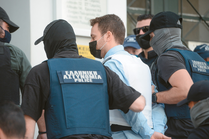 Έγκλημα στα Γλυκά Νερά - Όταν έσπασε ο δολοφόνος: «Συγγνώμη, εγώ το έκανα»