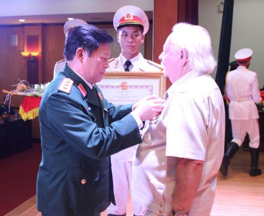 Ποιος ήταν ο πρώτος Έλληνας Βιετμίνχ που αποτεφρώνεται σήμερα στη Ριτσώνα