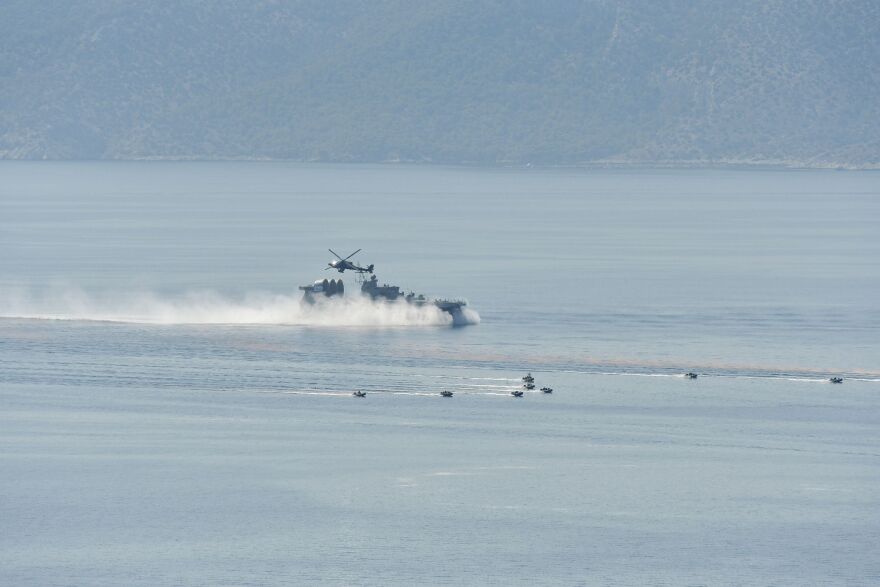 Διοίκηση Ειδικού Πολέμου: Εντυπωσιακές ασκήσεις στην Πάχη Μεγάρων