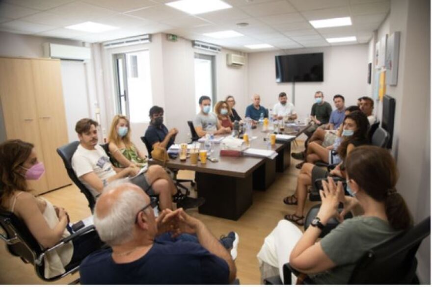 MEGA: Έρχεται η νέα δραματική σειρά «Το αύριο μας ανήκει» - Δείτε φωτογραφίες από την πρώτη ανάγνωση σεναρίου