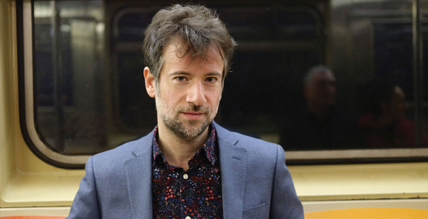 Ο Κοκλώνης κάνει ανακοινώσεις...από την Μύκονο και ο Μαραβέγιας αναζητά παρτενέρ στην ΕΡΤ