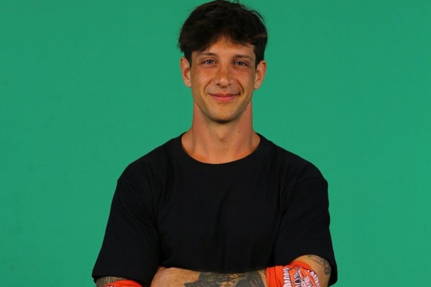 Ο Κοκλώνης κάνει ανακοινώσεις...από την Μύκονο και ο Μαραβέγιας αναζητά παρτενέρ στην ΕΡΤ