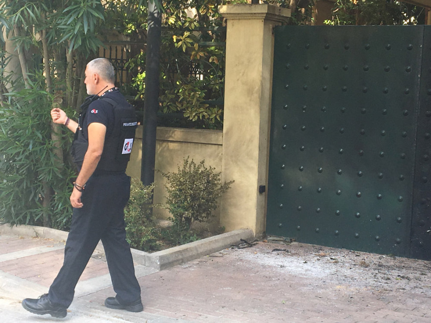 Επίθεση με γκαζάκια στο σπίτι του Γιάννη Πρετεντέρη