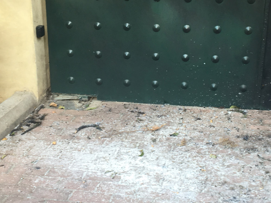 Επίθεση με γκαζάκια στο σπίτι του Γιάννη Πρετεντέρη