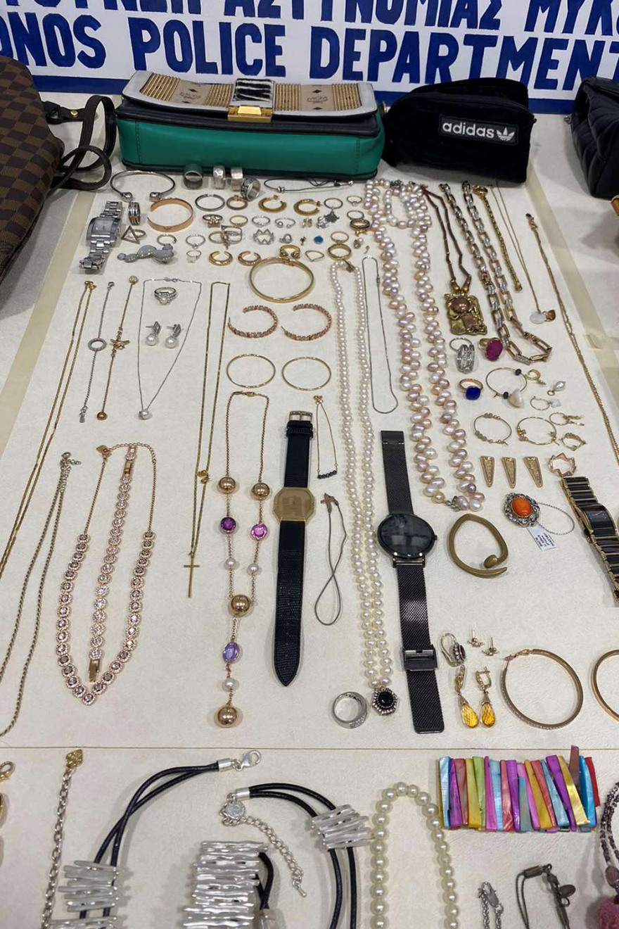 Μύκονος: Συνελήφθη σπείρα Αλβανών «ποντικών» που έκανε 39 διαρρήξεις σε βίλες 