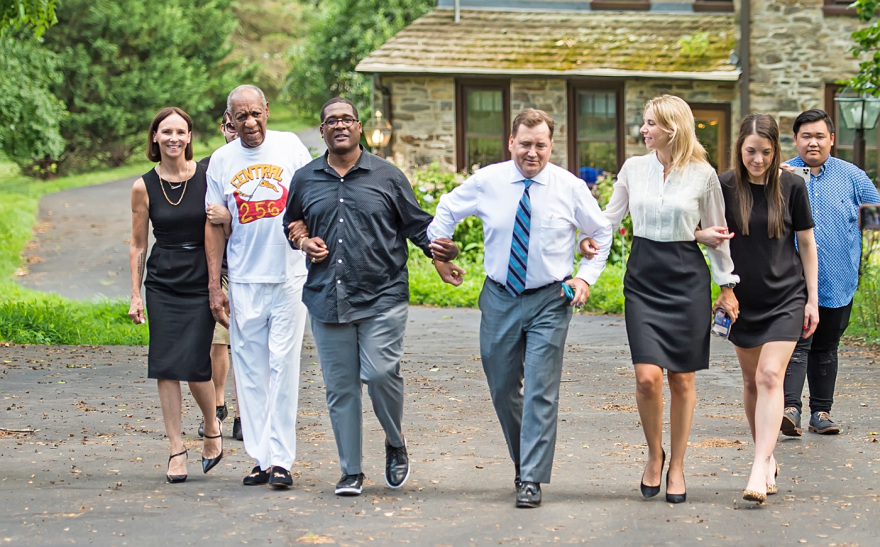 Μπιλ Κόσμπι: Γιατί το δικαστήριο αποφάσισε την αποφυλάκισή του