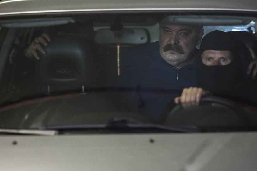 Χρήστος Παππάς: Στις φυλακές Δομοκού οδηγείται ο «υπαρχηγός» της ΧΑ - Δείτε φωτογραφίες