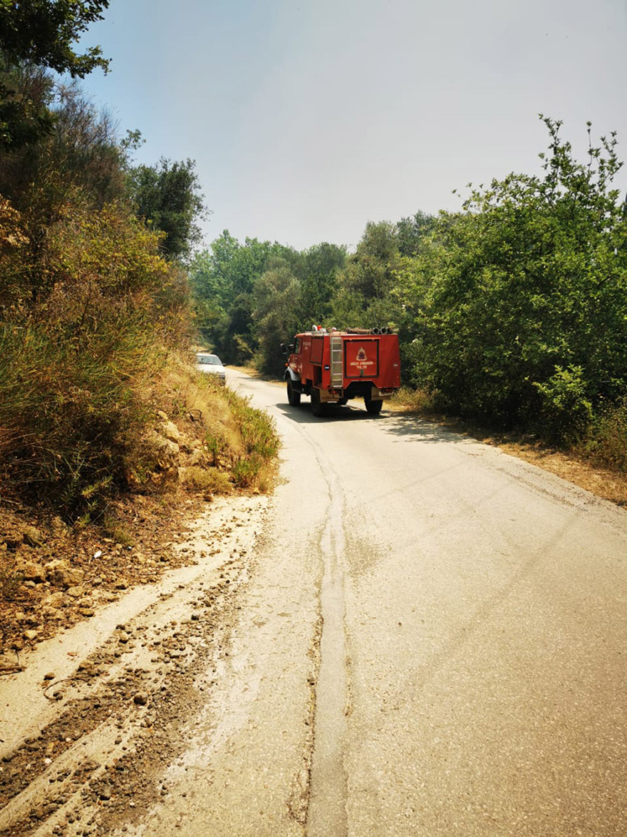 Μεγάλη φωτιά στην Κεφαλονιά: Εκκενώθηκε και δεύτερο χωριό - Ισχυροί άνεμοι 
