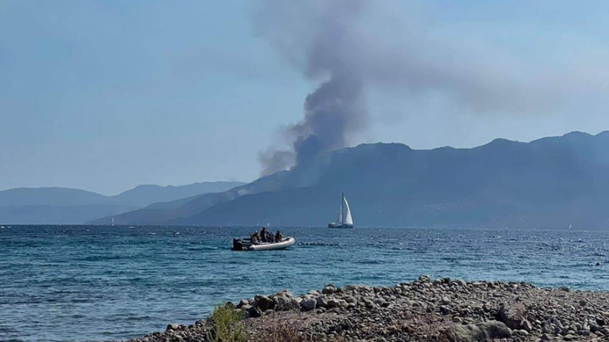 Πυρκαγιά στα Μέθανα: Καλύτερη η εικόνα, δεν εμπνέει ανησυχία, λέει η Πυροσβεστική