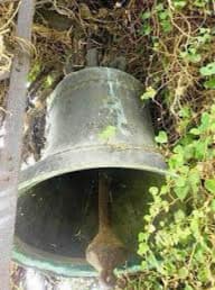 Τατόι - Στο «φως» η ιστορική καμπάνα: Την είχε φέρει η βασίλισσα Όλγα από την Αγία Πετρούπολη