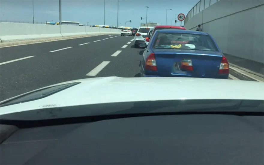 Κίνηση στους δρόμους: Μεγάλο μποτιλιάρισμα τώρα στην έξοδο 11 της Αττικής Οδού, στον κόμβο Κηφισίας