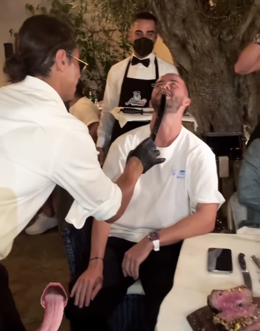 Μύκονος: Συνάντηση κορυφής Εμπαπέ, Πιάνιτς, Μποριέλο με τις....«χρυσές» μπριζόλες του Νουσρέτ