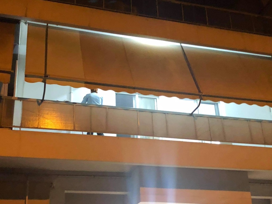 Καλλιθέα: Θρίλερ με νεκρό ζευγάρι ηλικιωμένων σε διαμέρισμα - Φωτογραφίες