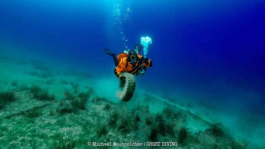 Ιθάκη: Καθάρισαν τον βυθό σε παραλία του νησιού - Απομακρύνθηκαν 76 τόνοι απορριμμάτων (φωτογραφίες)