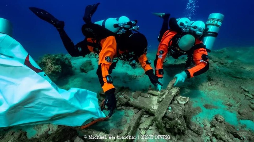 Ιθάκη: Καθάρισαν τον βυθό σε παραλία του νησιού - Απομακρύνθηκαν 76 τόνοι απορριμμάτων (φωτογραφίες)